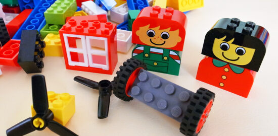 3～4才に最適♪　レゴ (LEGO) 基本セット 赤いバケツ 7616