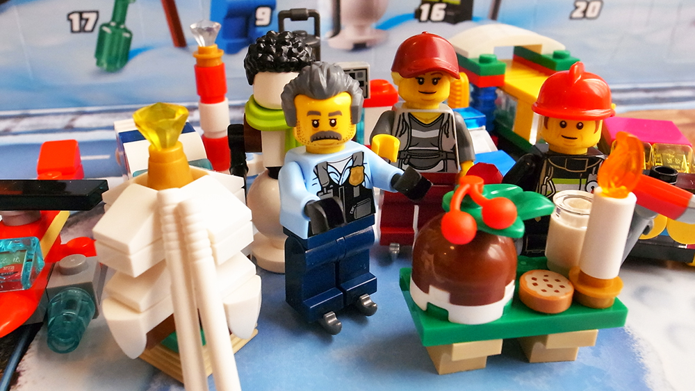 14日目（12/14）のレゴ・アドベントカレンダー2021は「工事をするボブ」。