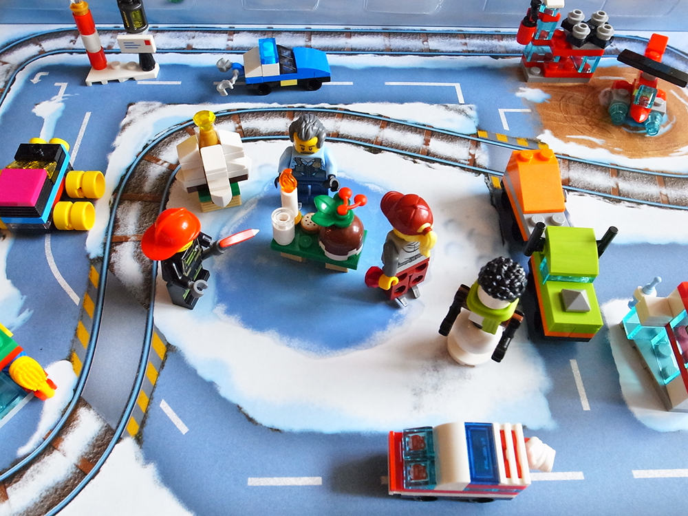 16日目（12/16）のレゴ・アドベントカレンダー2021は「除雪車」。